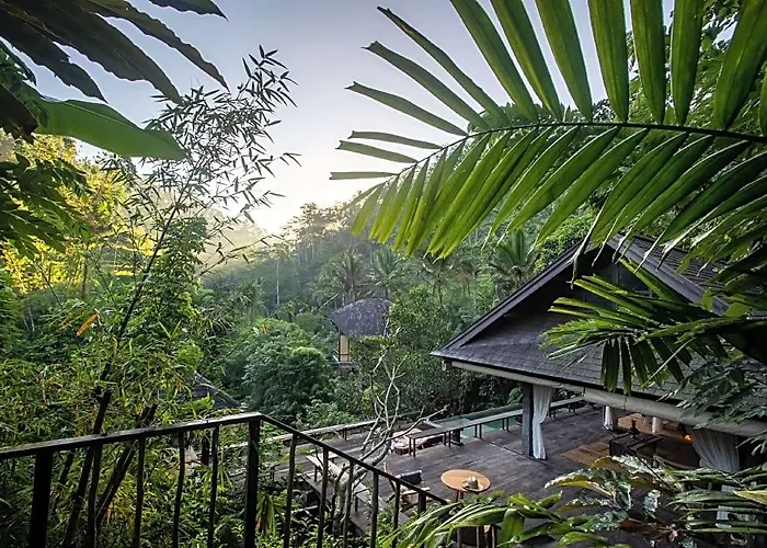 Buahan, A Banyan Tree Escape Buahan